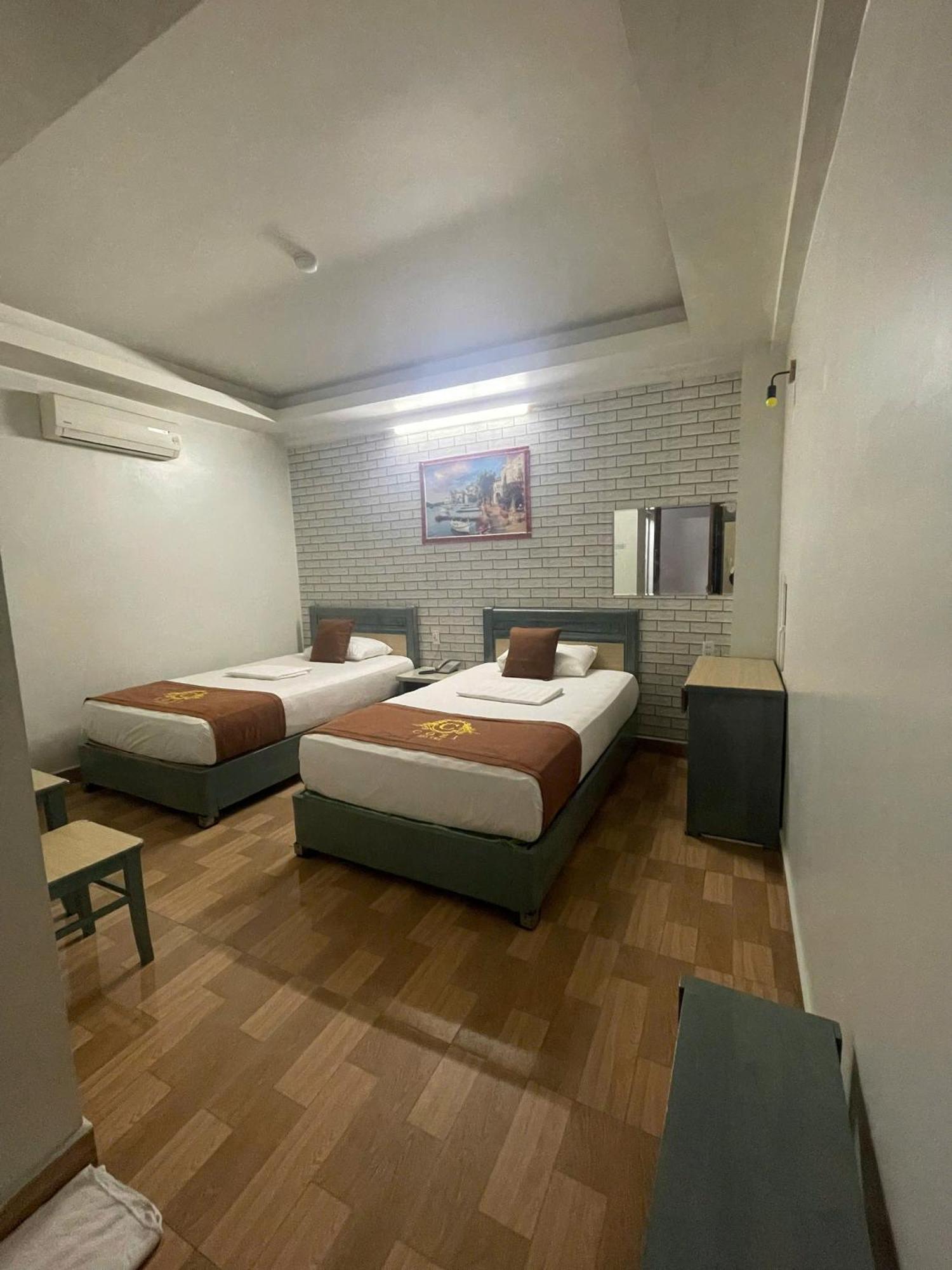 Cozi Hotel Hai Phong Exterior foto